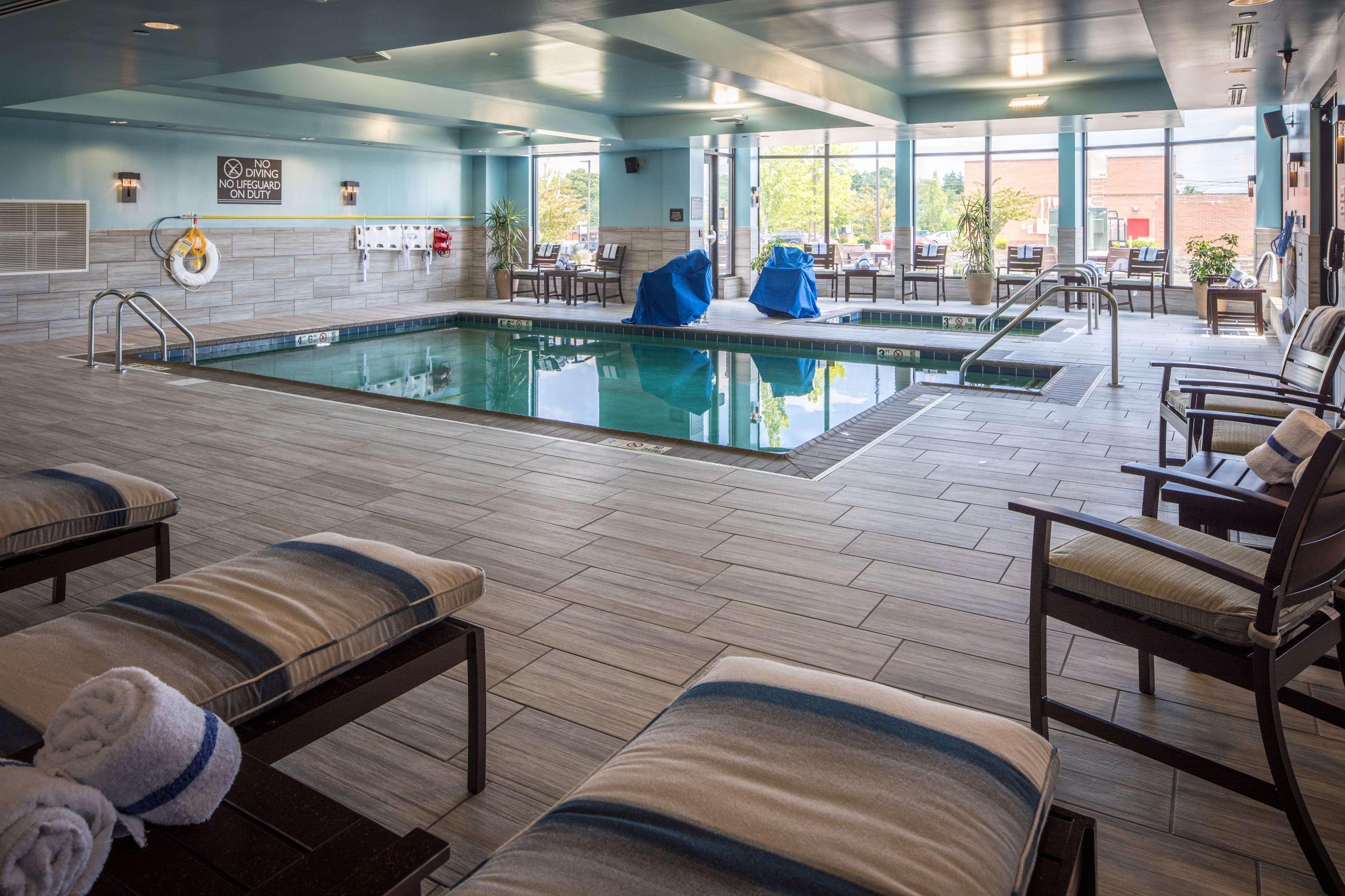 Hilton Garden Inn Pittsburgh Airport Moon Township Экстерьер фото