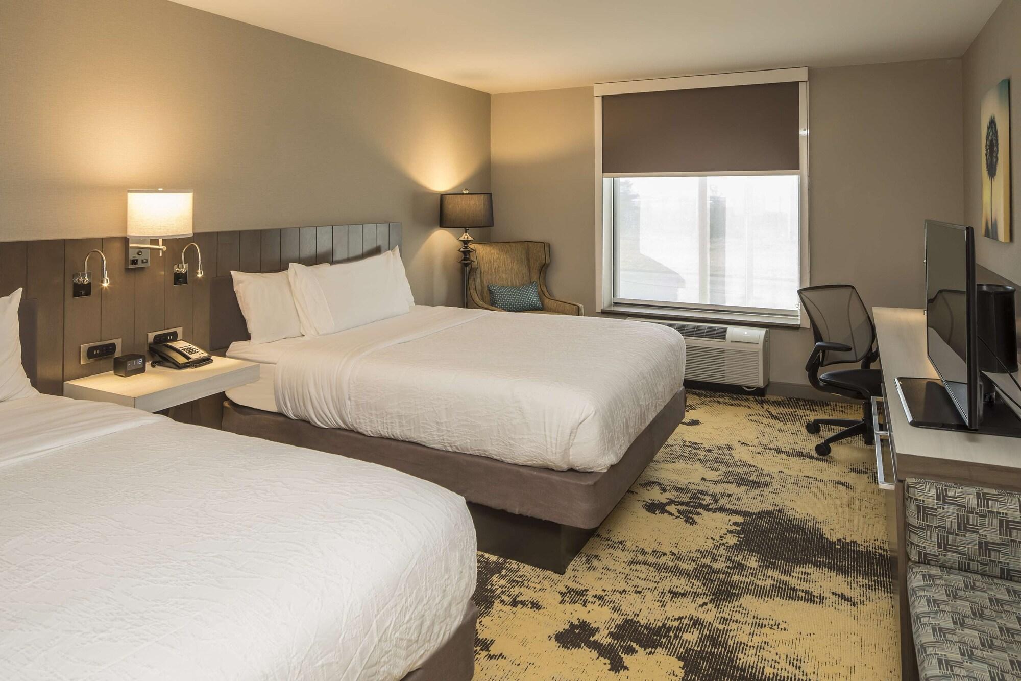 Hilton Garden Inn Pittsburgh Airport Moon Township Экстерьер фото