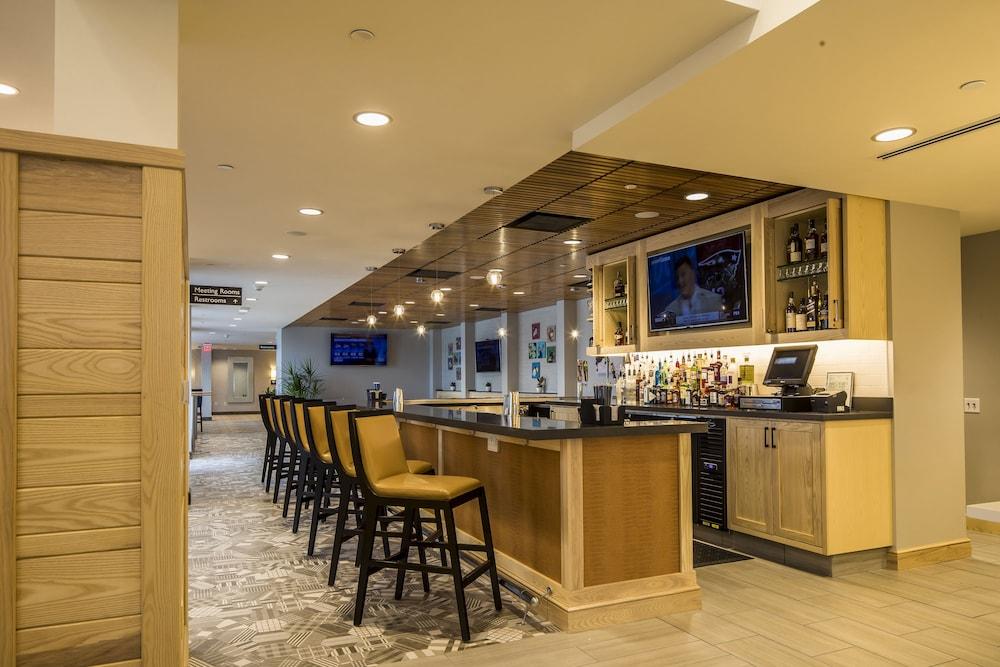 Hilton Garden Inn Pittsburgh Airport Moon Township Экстерьер фото