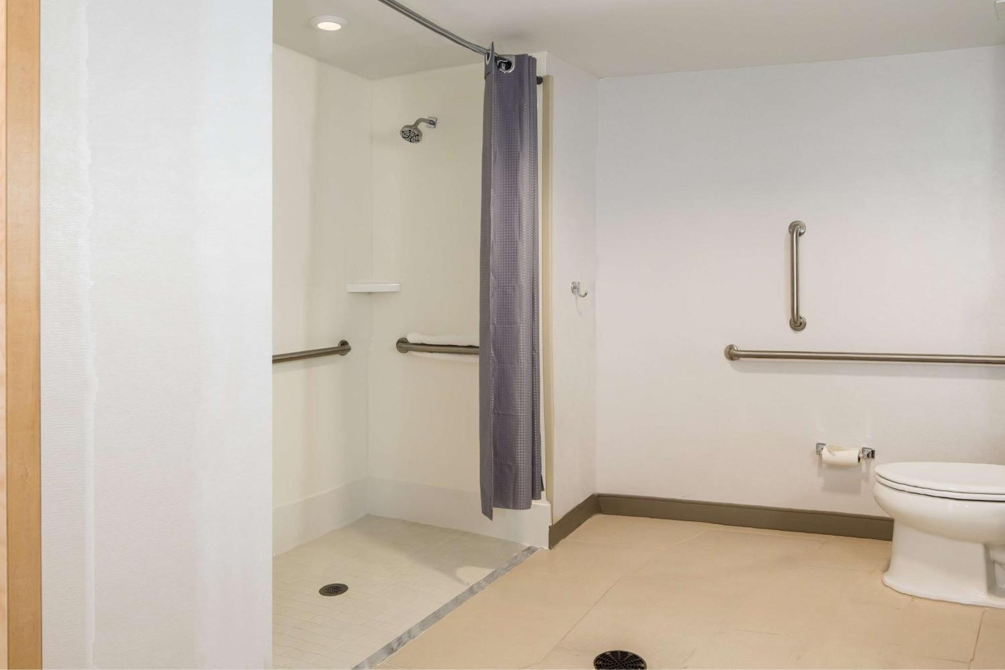 Hilton Garden Inn Pittsburgh Airport Moon Township Экстерьер фото